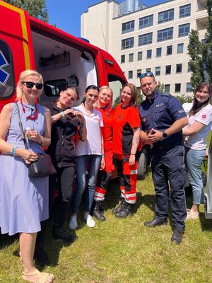 Policjanci na pikniku.