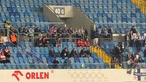 Trybuny na stadionie