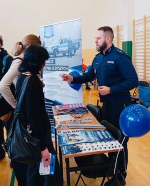 Policjant na targach