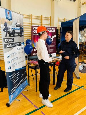 Policjant na targach