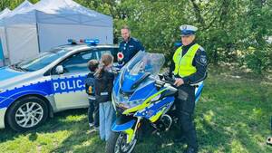 Policjanci na pikniku